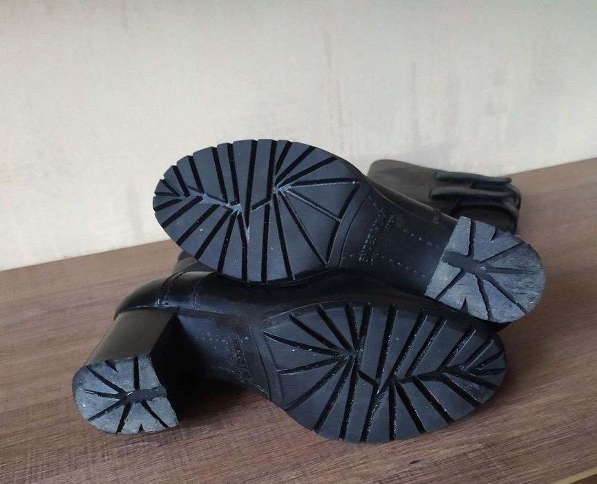 Сапоги женские зимние, кожаные, производства Италии