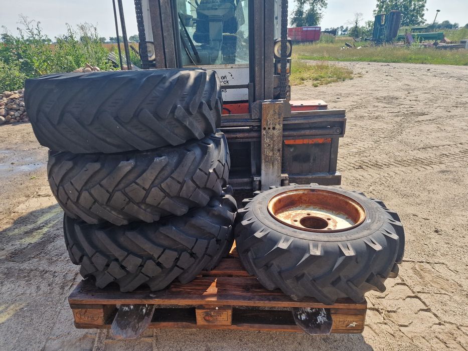 Kompletne koła 11.5/80 r15,3