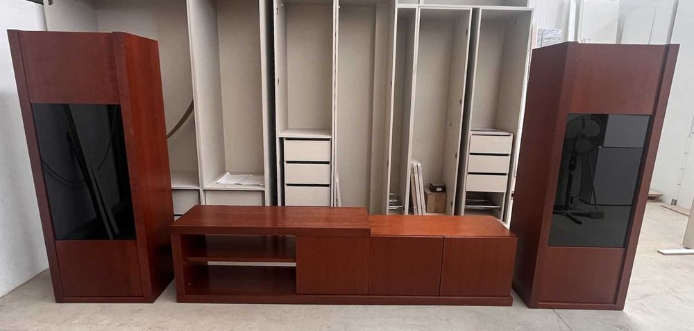 Conjunto de móveis (ler descrição)