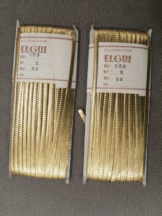 Fitas Douradas Enfeitar & Costura - 3€