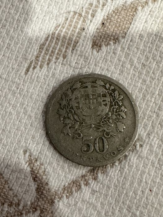 Vendo moeda de 50 centavos de 1930