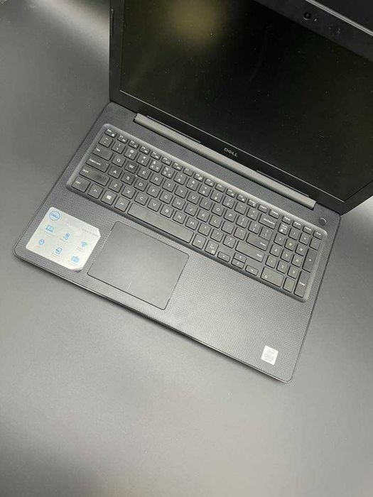 Laptop Dell Vostro 3590 8/250 GB
