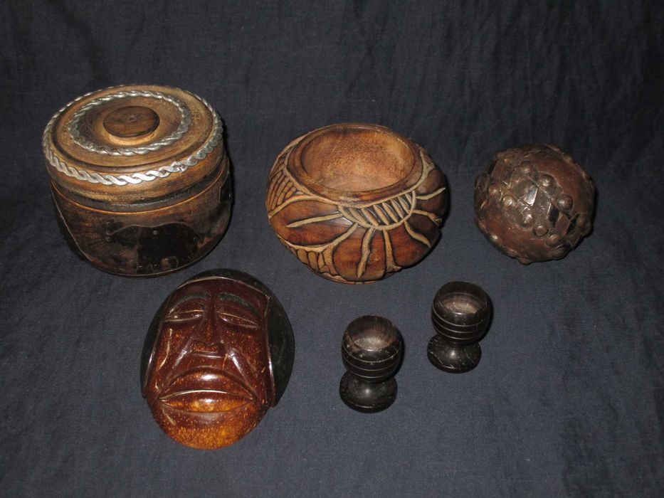 Conjunto de antiguidades em Madeira