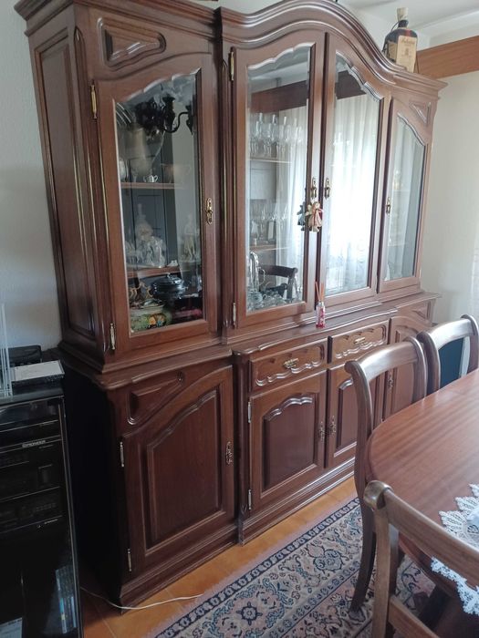 Vendo sala de jantar