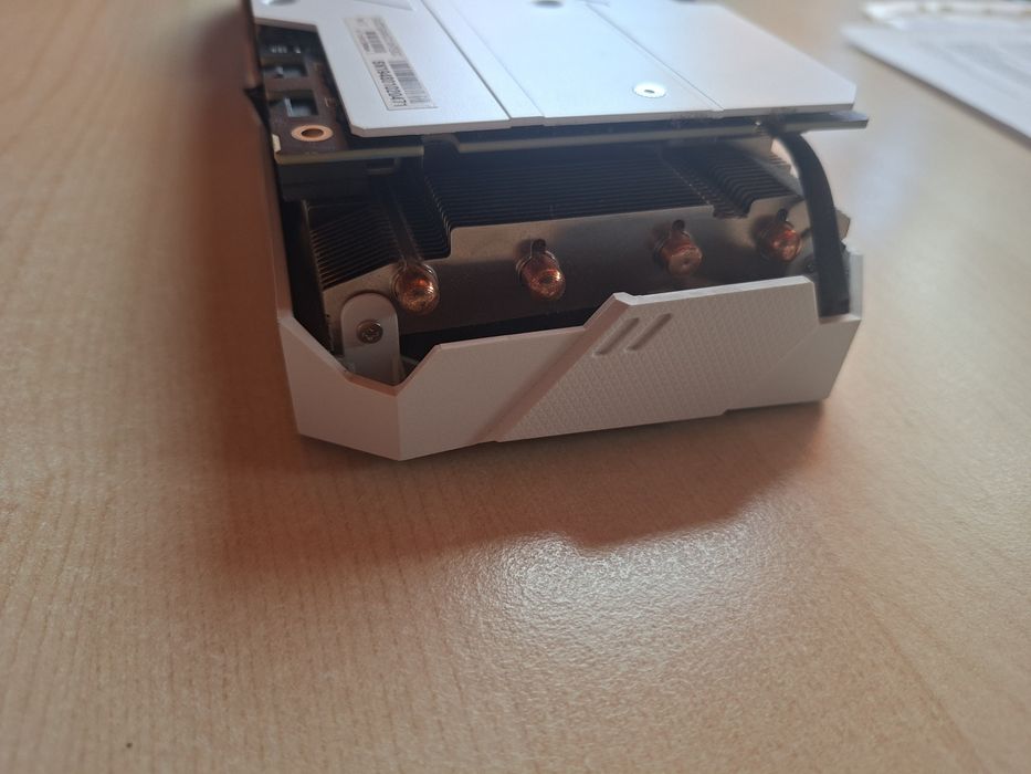 Gigabyte GeForce RTX 2070 SUPER Gaming OC White 8GB.