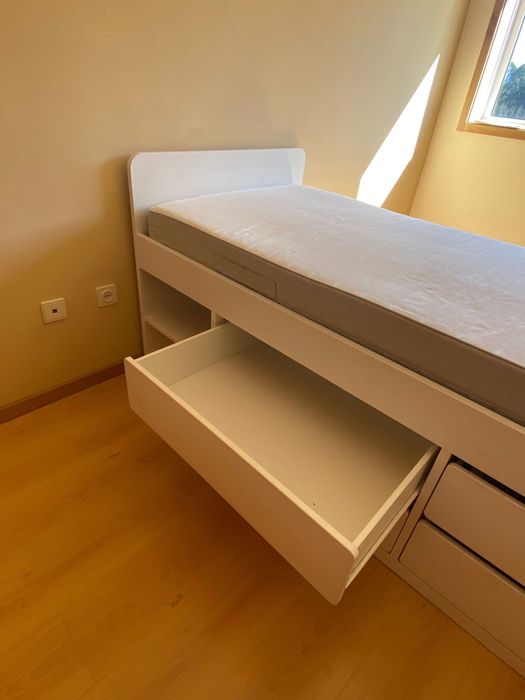 Cama de solteiro SLÃKT IKEA