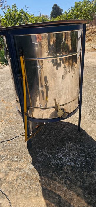 Extractor Electrico., para Mel, de 20 Quadros, a Inox.