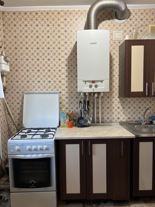 ДЕРЖПРОГАРАМИ-ТАК 3к в гарному стані з балконом! ГАЗ