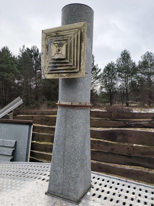 Wyciąg komin wentylacyjny