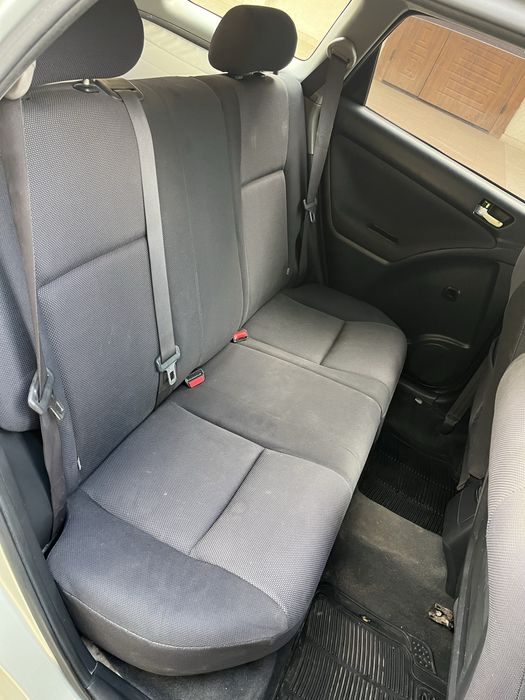 Продам Toyota Matrix 1.8л. Автомат.