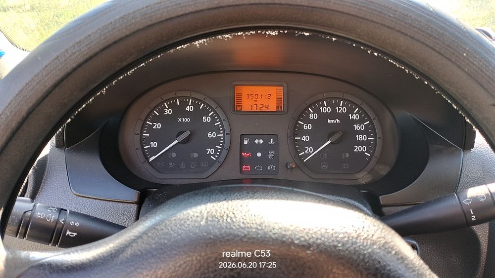 Dacia logan продаж