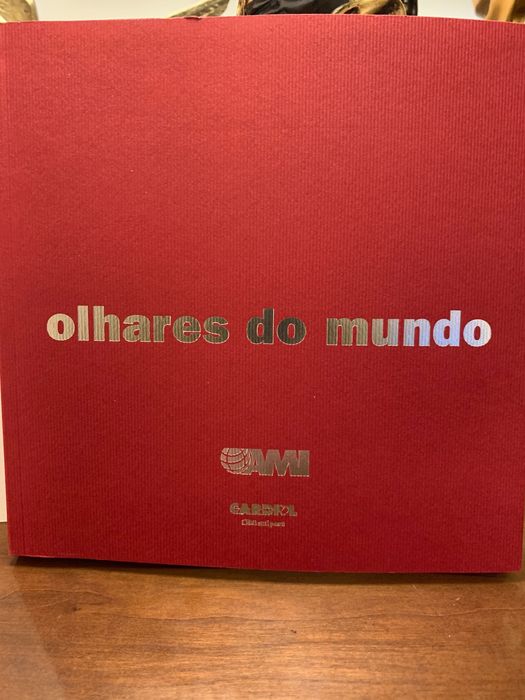 Livro Olhares do Mundo AMI