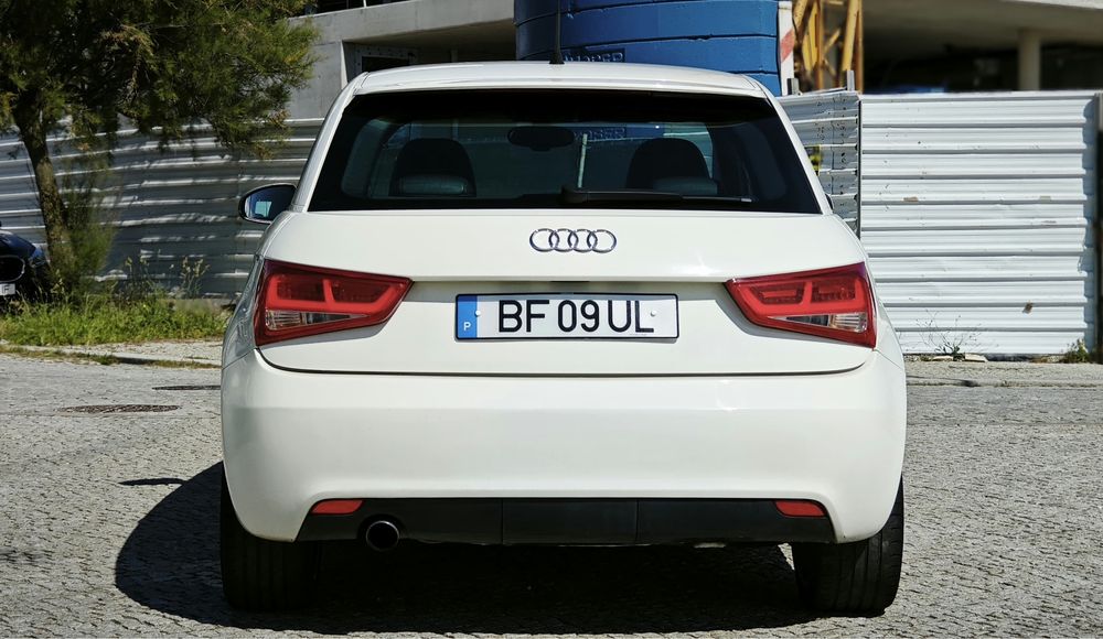 Audi A1 1.6 TDI versao sline