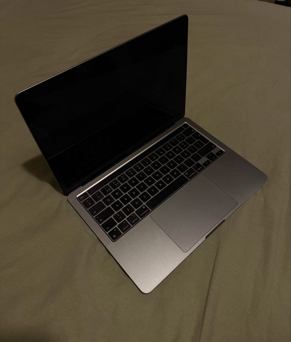 Macbook pro 13 M1