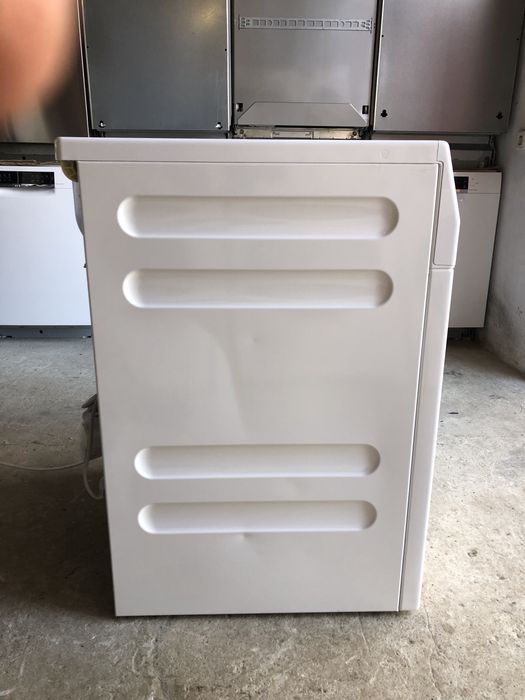 Сушильна машина Miele TCE 530 WP