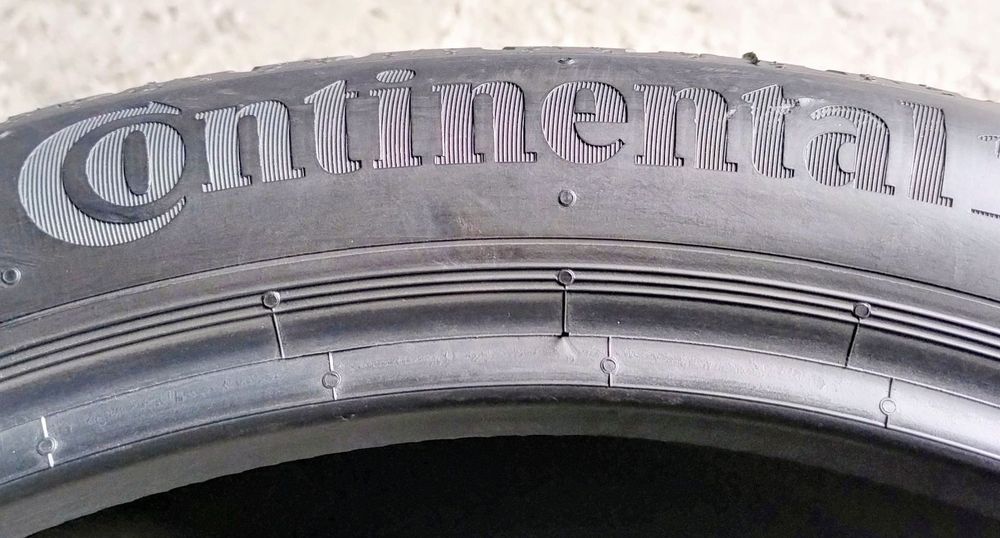 Шини літні R20 255/40 Continental Eco Contact 6