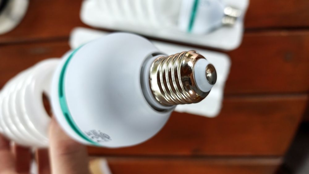 żarówka fotograficzna Lensso 65W; 5500K; 3750lm