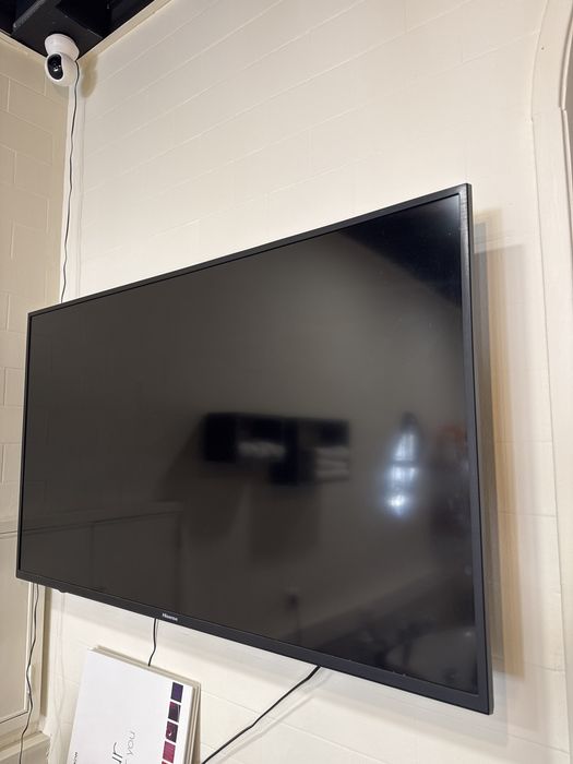 Tv hisense com imagem avariada