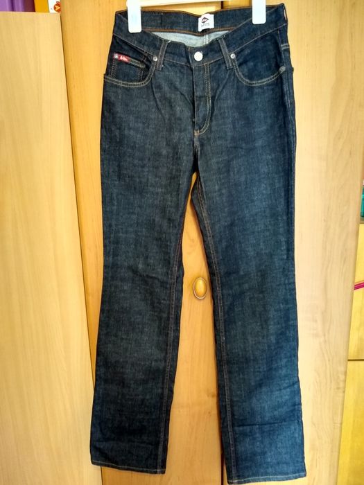 Dżinsy prosta nogawka