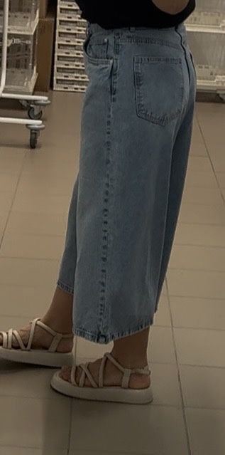 Джинсові штани укорочені