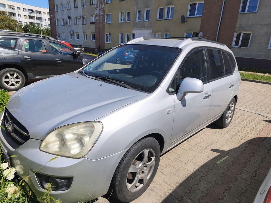 KIA CARENS 2.0 CRDI 140 koni
