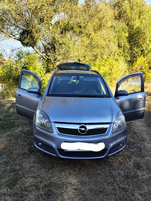 Opel Zafira B 1,9 ctdi