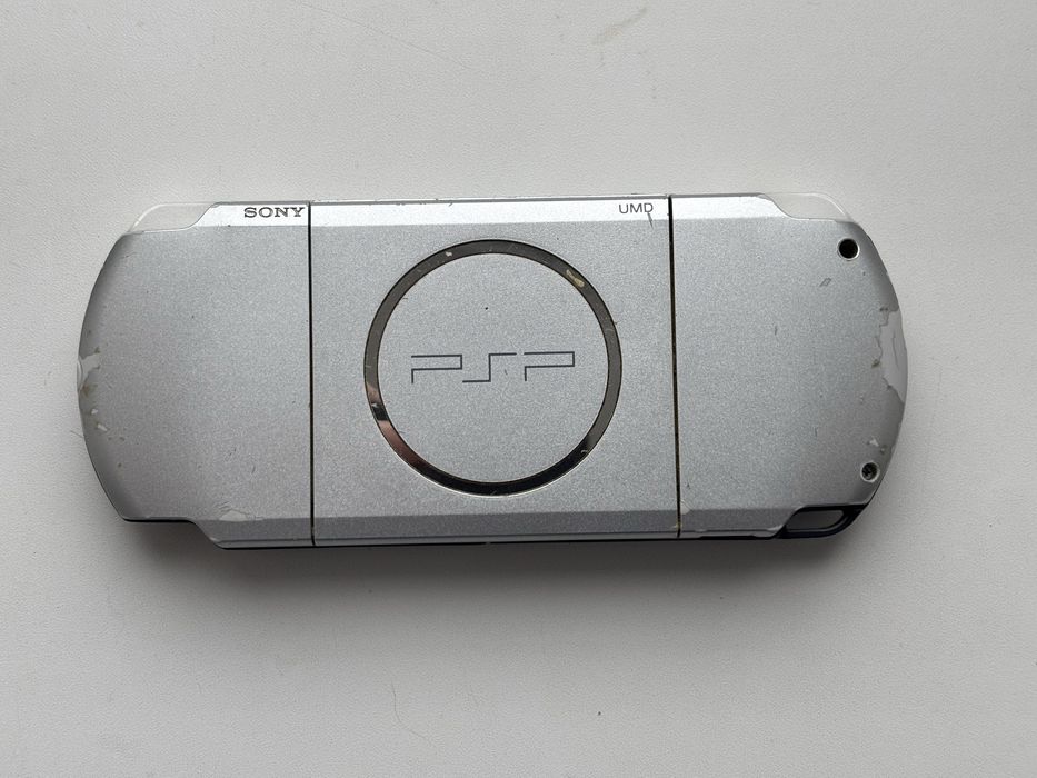Sony PSP 3000 32 gb сірого кольору