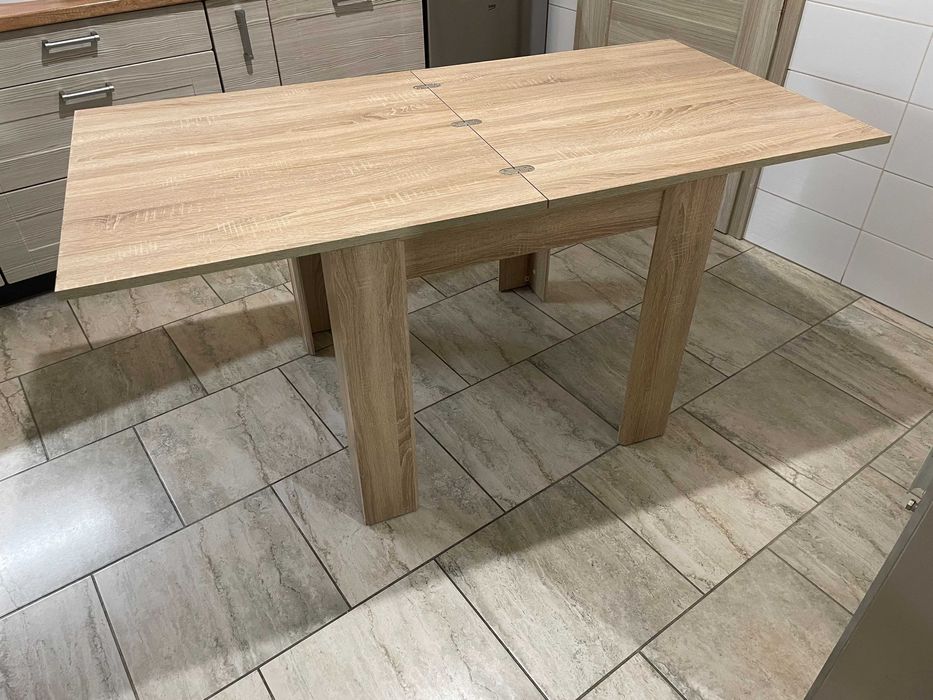 Stół kuchenny 80x80 rozkładany + 3 krzesła