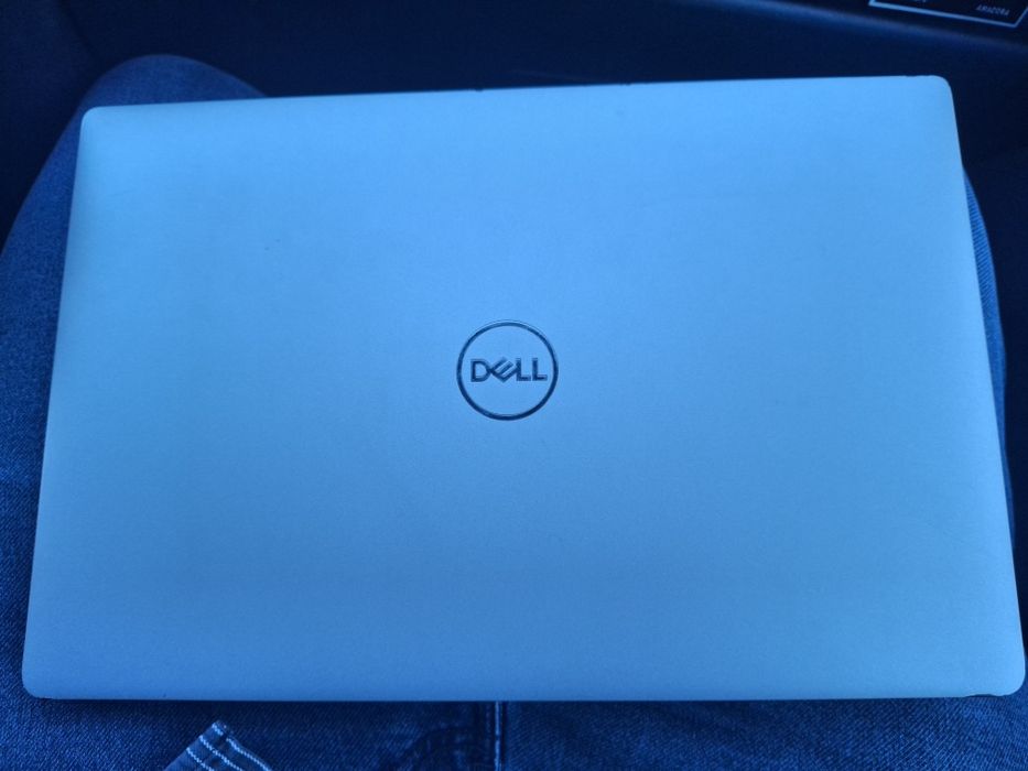 Portátil Dell c/Touch - i5 / 16GB / 256GB