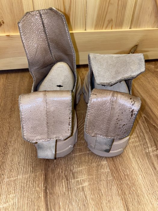 Carinii 36 37 botki zamsz zamszowe sztyblety skórzane beżowe skóra