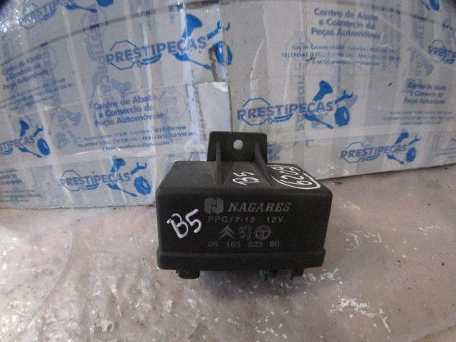 Botão / interruptor electromecânico / relé PEUGEOT 306 (7A, 7C, N3, N5