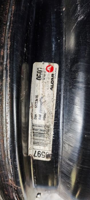 Продам один диск Ford R16