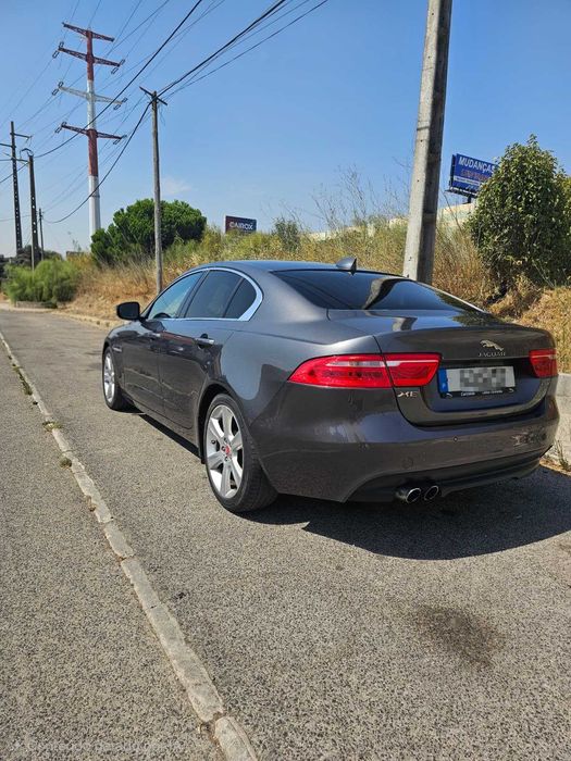 Jaguar XE 2017 Auto — photo 4