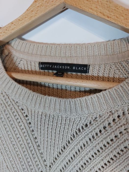 Beżowy swetmer 36/S kremowy sweter ażurowy Betty Jackson 38/M brązowy