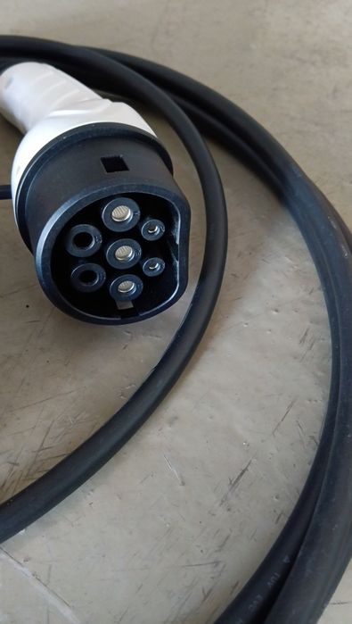 Carregador veículo elétrico como novo