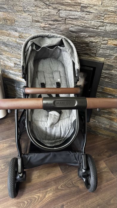 Trio zelia S + base isofix