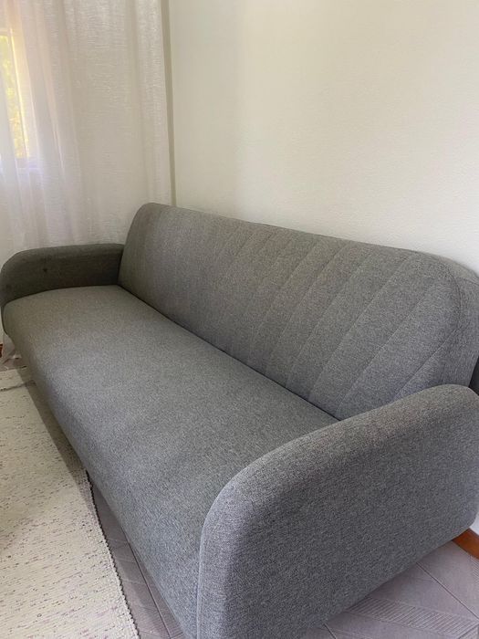 Sofá cama com pouco uso