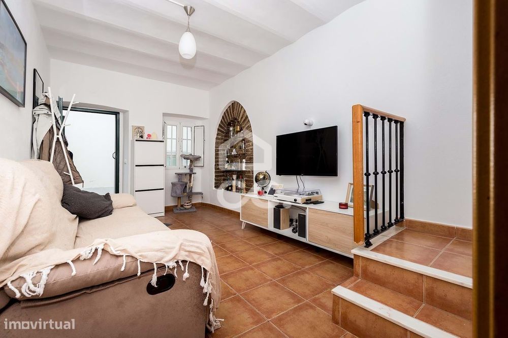 Moradia T2 com Saguão no Centro Histórico de Évora