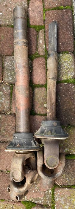 Wałek przekaźnika mocy frezowany WOM do kosiarki rotacyjnej Ursus 360