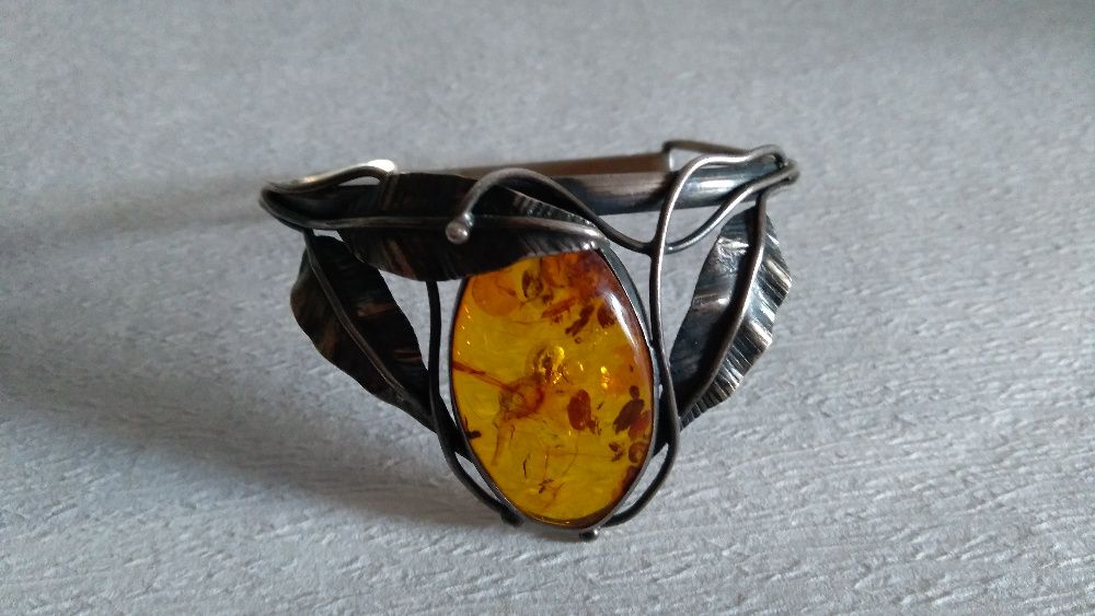 Bransoleta , bursztyn , srebro