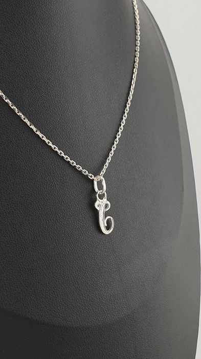 Litwrka wisiorek srebrny 925 litera C