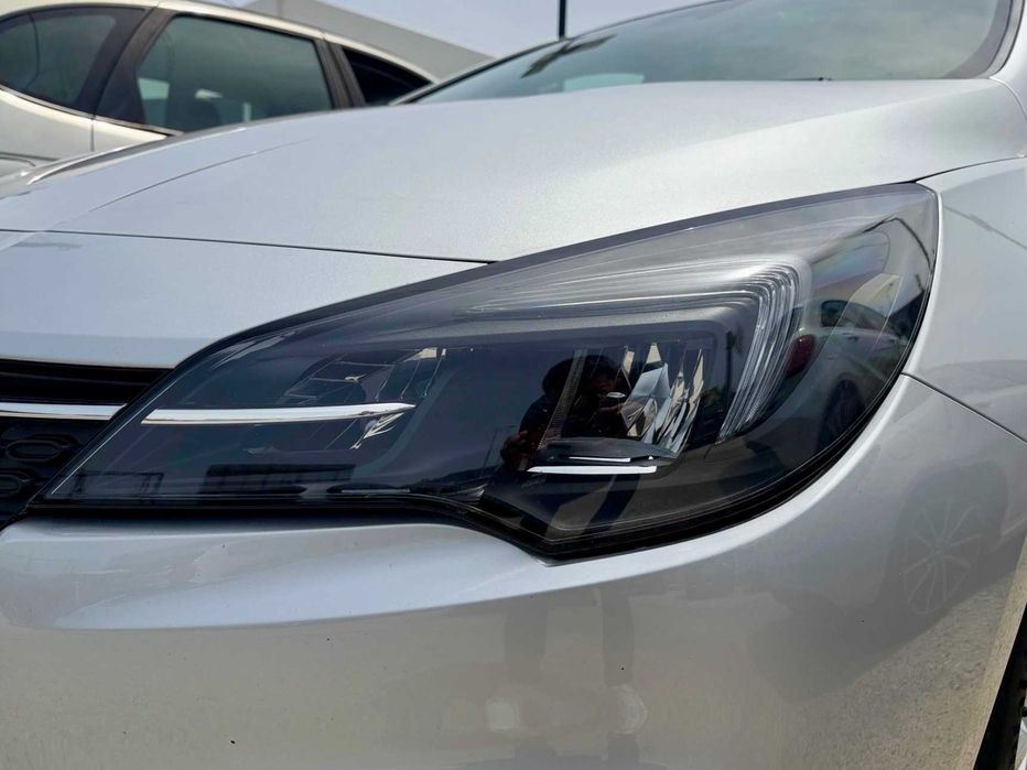 Opel Astra Edition 1.2T 130cv Pele+Carplay - c/Garantia - 197€ p/mês