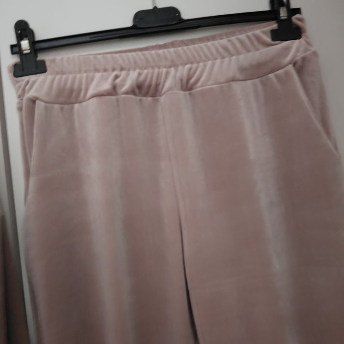 Nowy dres welurowy