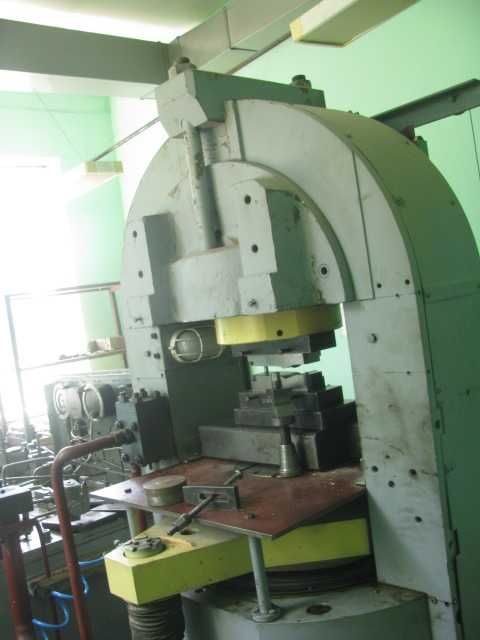 Оренда преса гідравлічного 60 - 1000 тон.