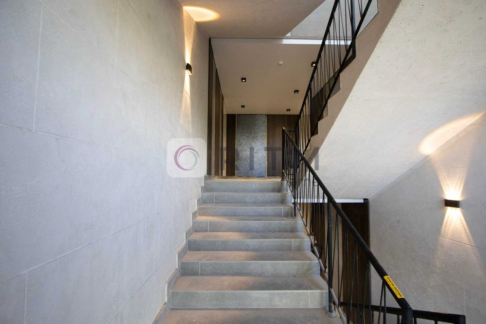 Продаж 2к. квартири 87м² у ЖК Five Address. Без комісії.