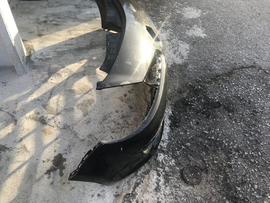 Vendo parachoques renault clio 3 para peças  ano 2005/2009