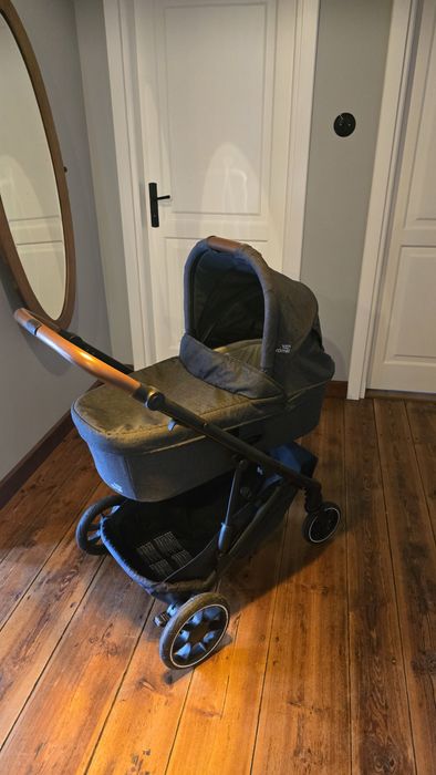 Wózek 3w1 Britax Römer Strider M Black Shadow + Gondola + Spacerówka + Fotelik Baby-Safe 3 i-Size