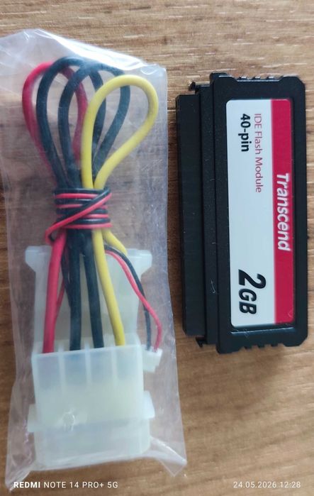 Karta pamięci Transcend 2GB IDE PATA Flash Module 40Pin Vertical
