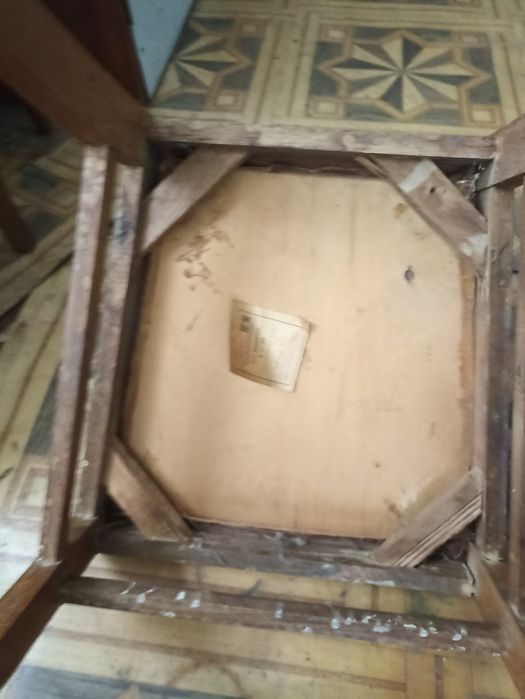 Стілець ціна за один!