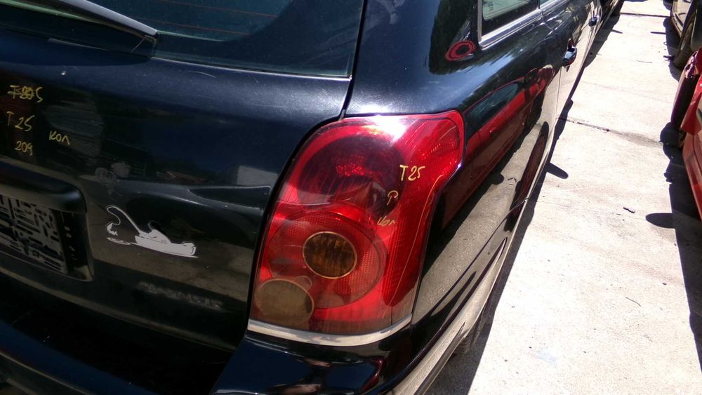 Kwi66 Lampa prawa tylna toyota corolla verso wysyłka części